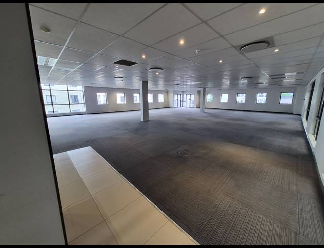 567M² OFFICE TO LET IN RIVONIA